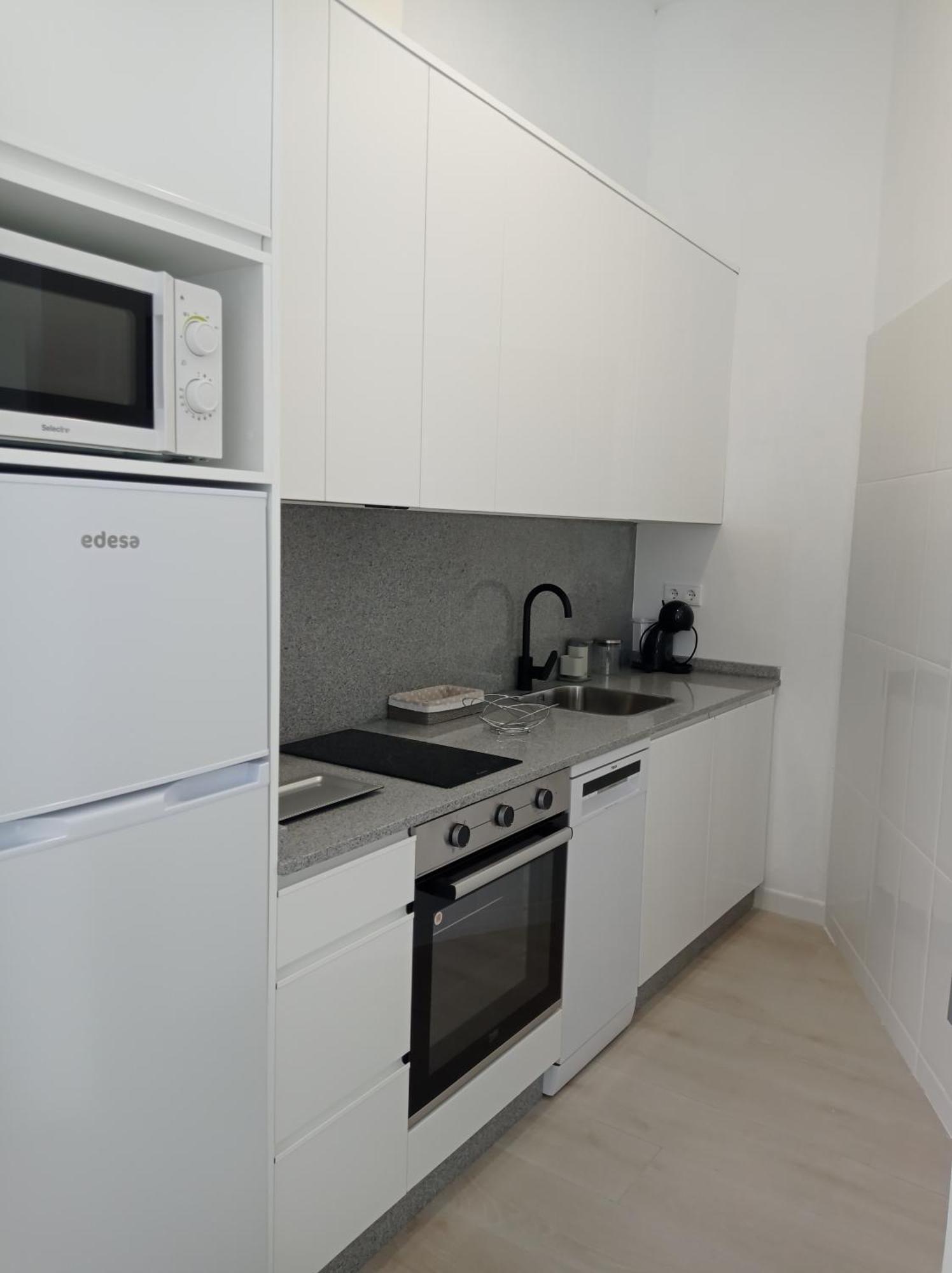 Casas Turisticas Lar Jardin - Parking Privado Сантьяго-де-Компостела Экстерьер фото