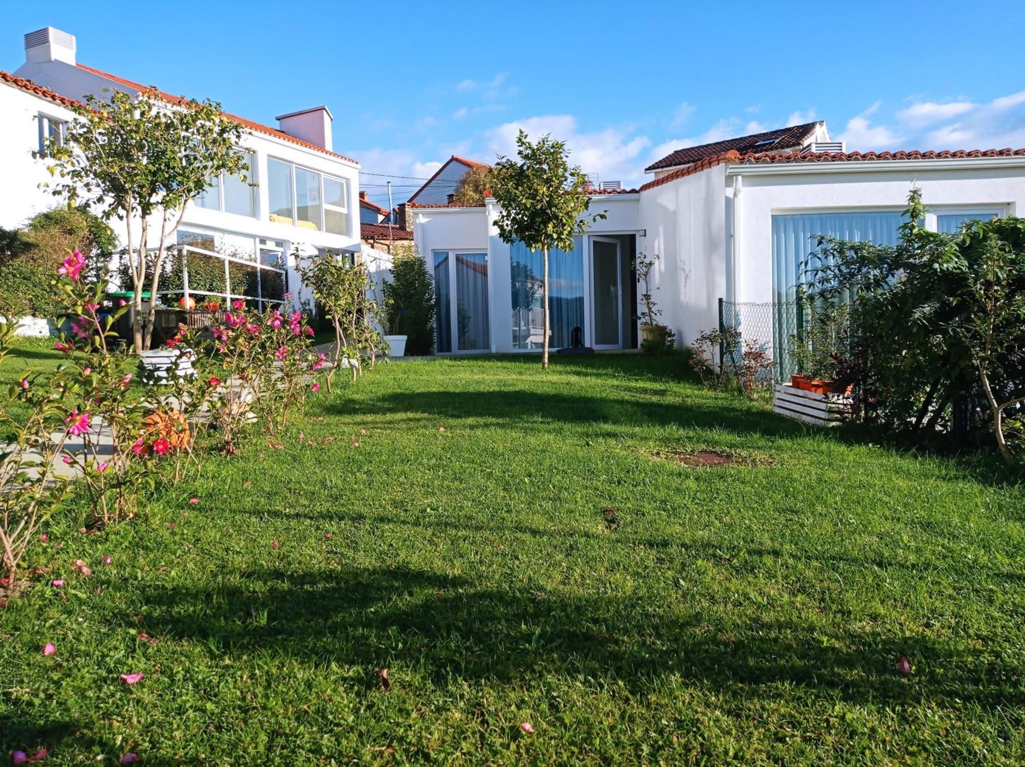 Casas Turisticas Lar Jardin - Parking Privado Сантьяго-де-Компостела Экстерьер фото